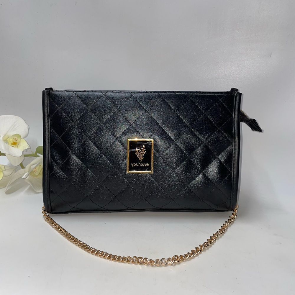 NEW Younique Diamond Stitch Quilted Shoulder Bag